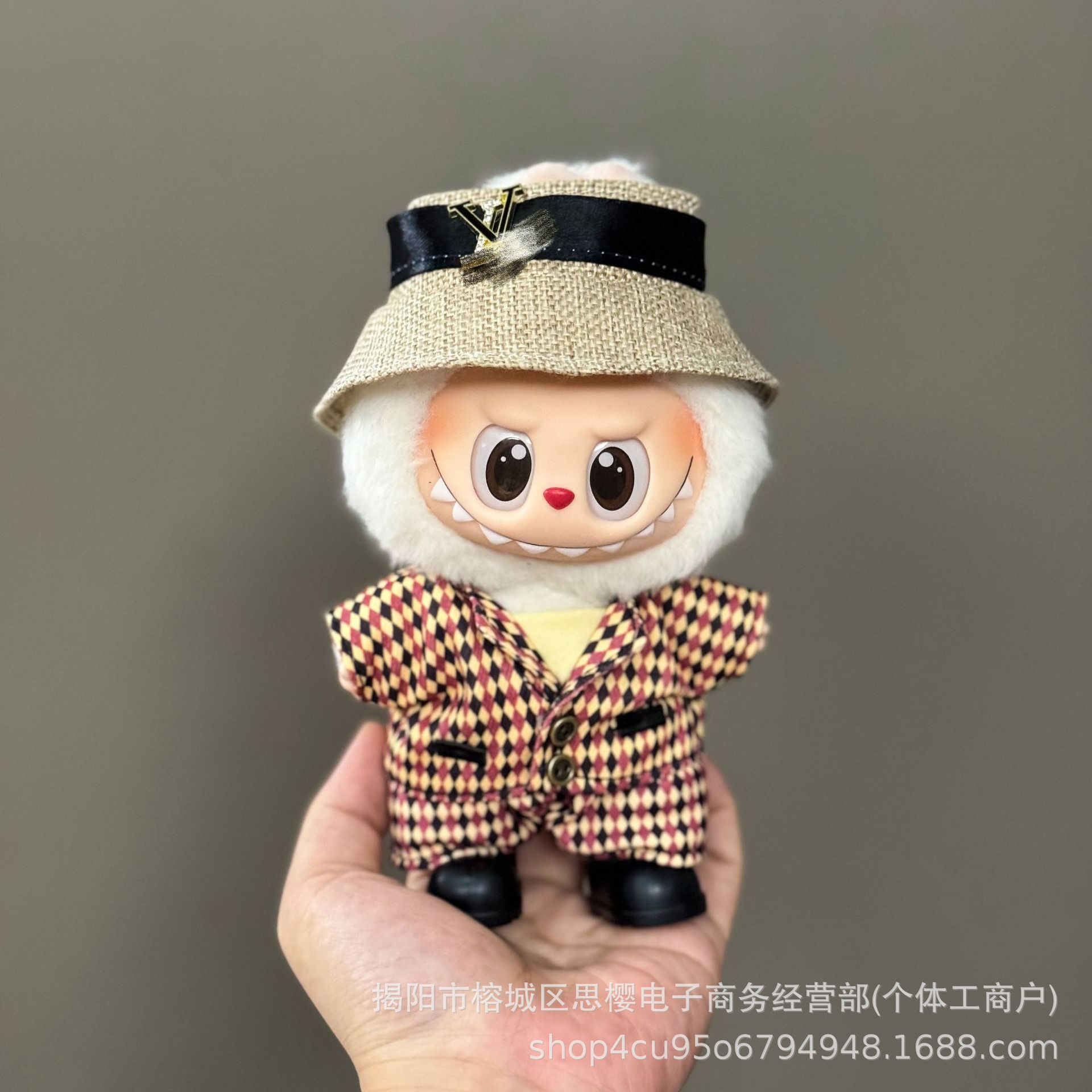 Ropa exclusiva para muñeco Labubu – prendas de peluche 17 cm, falda y traje para primera y segunda generación