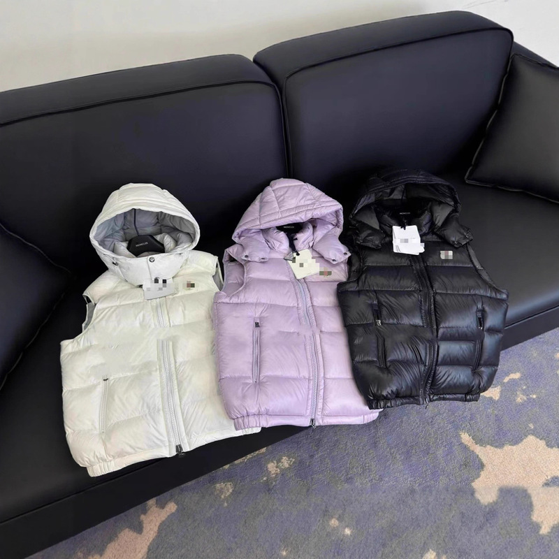 24Fw Masked down Vest Thickeneded Men's and Women's Same Style Vest Removable Hood 90 White Duck down Warm Winter Vest