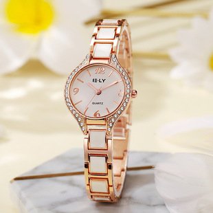 25�¿�A�α����մ��ֱ�Ů����r���p��Ů��������羳���Q���l