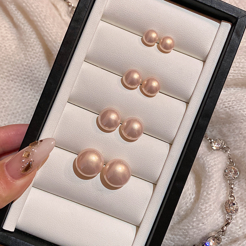 S925 aguja de plata exquisito ZIRCON oído-aumento traje pequeño oído espárragos Luz de lujo nicho versátil temperamento perla pendientes femeninos