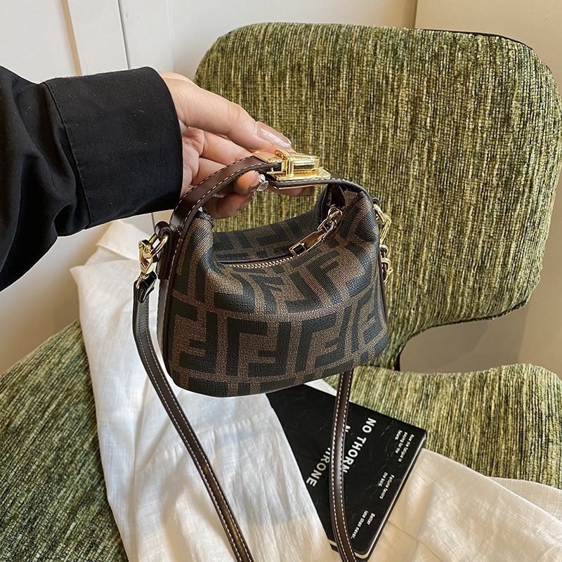 Korean-style children's bags 2025 new trendy girls' handbag and crossbody bag versatile fashion princess accessory coin purse