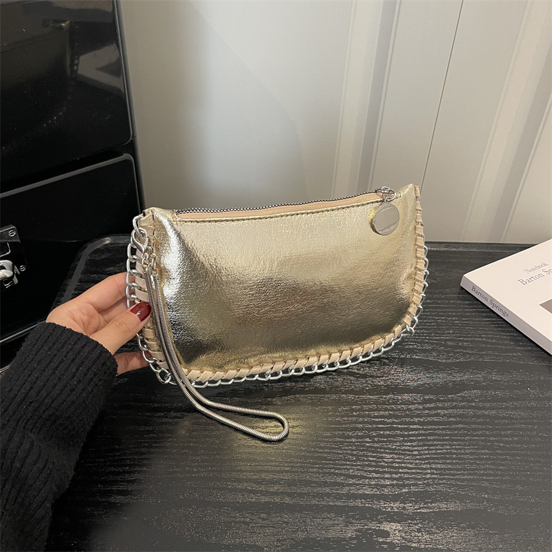 European and American Cross-Border Solid Color Simple Fashion Chain Clutch Bag Niche Designer Casual Bag Wholesale
