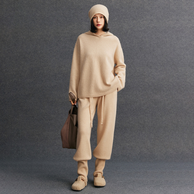 Old Money Style~ Cashmere 7-Gauge Double-Strand Loose Solid Color Tapered Cuffed Stacked Socks, Trendy Slim-Fit Pants for Women