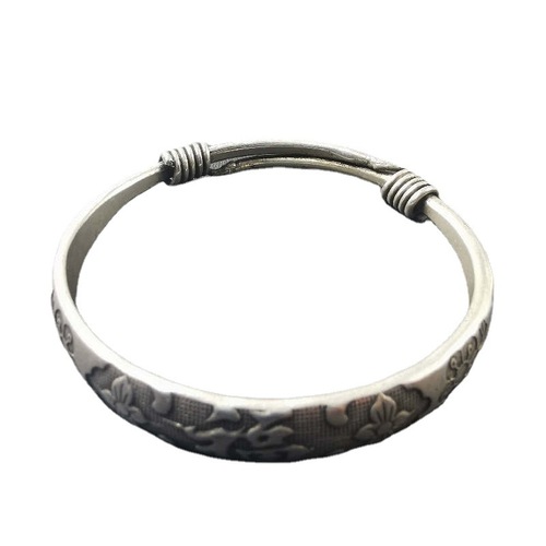 Antique Miao Tibetan silver bracelet national wind restoring ancient ways cupronickel coppering.as silver bracelet chinese folk bangles