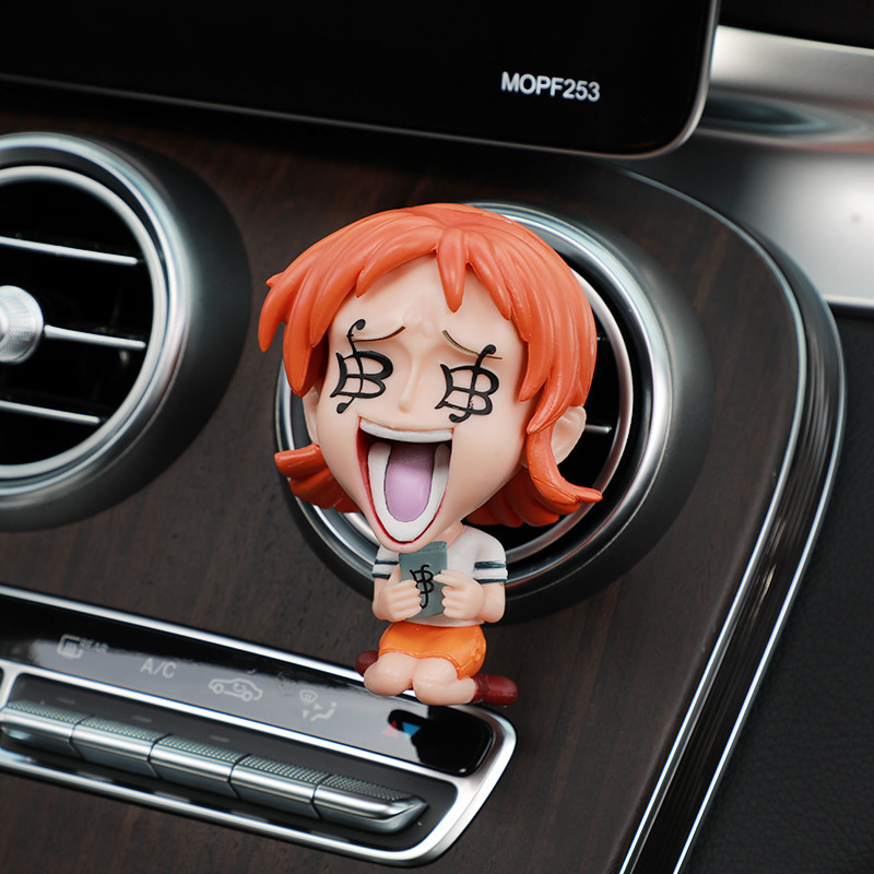 One Piece Hand Car Outlet Clip de perfume Luffy Accesorios creativos para automóviles Decoración de automóviles Adornos para hombres y mujeres
