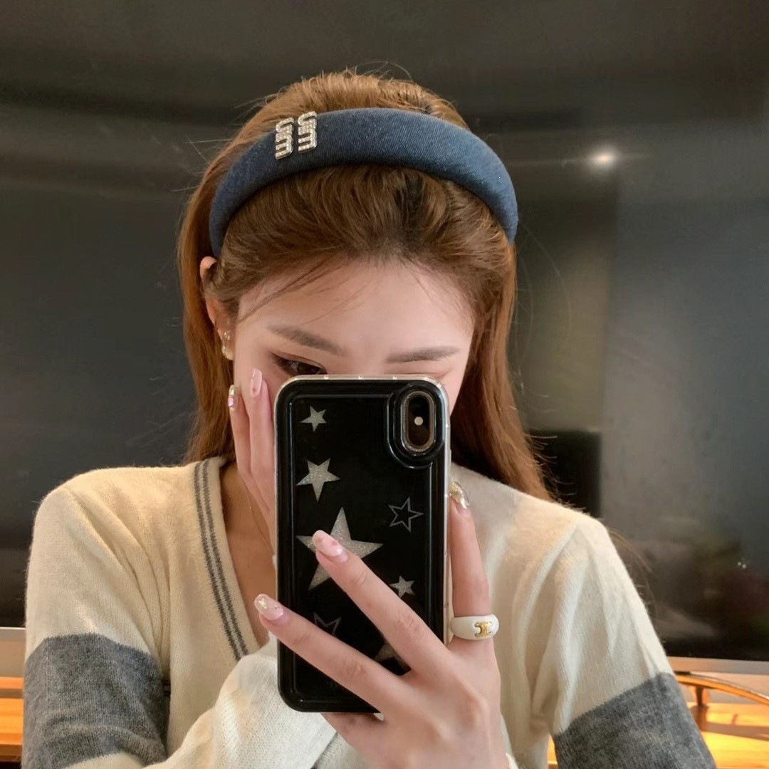 M자모 데님 머리띠 정교한 소수 복고 왕홍 기질 소향풍 디자인감 기질 심플