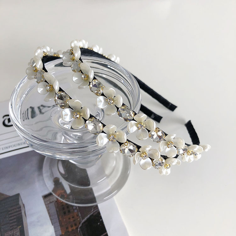 Korean Pearl Flower Rhinestone Hair Band Wholesale display picture 7