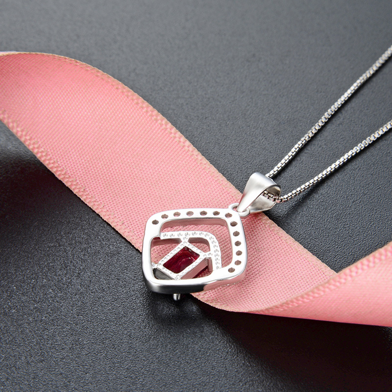 Japonés y coreano s925 collar de plata de la mujer elegante moda geométrica cristal colgante simple diamante incrustado joyería fuente fábrica