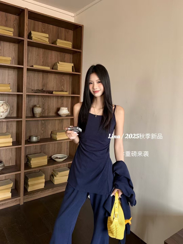 LINA十三行正品2025秋季新款韩版洋气纯色背心+针织开衫+微喇裤套|undefined