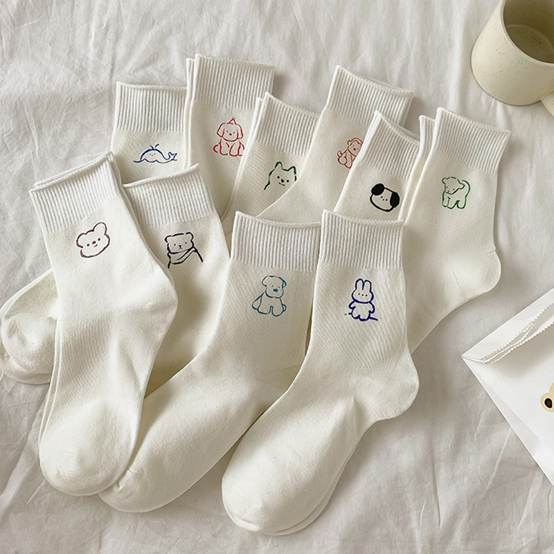 White Socks for Women, Cartoon Animal Print Mid-Calf Socks, Thin Sweat-Absorbent Japanese Style Curled Socks, Versatile Stockings White Socks for Women, Cartoon Animal Print Mid-Calf Socks, Thin Sweat-Absorbent Japanese Style Curled Socks, Versatile Stockings