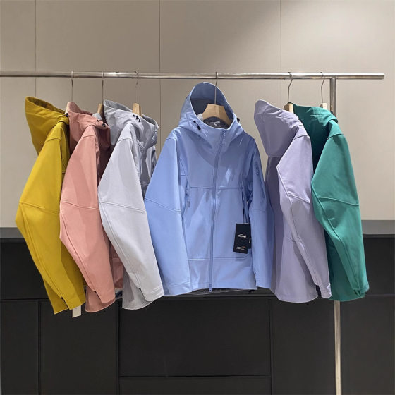 Off-line 3K soft shell 3D vertical cutting! Outdoor limited color windproof waterproof breathable assault jacket men's and women's coat tide