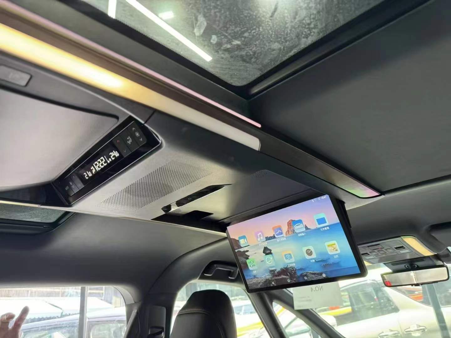 Alpha Ar40 Dedicated Ceiling-Mounted Display 15.6inch Electric Ceiling-Mounted Android Display Car Ceiling-Mounted Tv