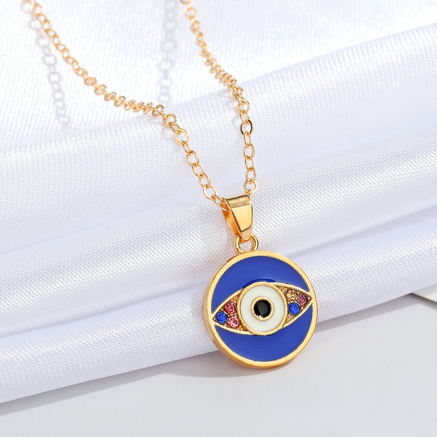 retro round eye diamond pendant alloy clavicle chain wholesale Nihaojewelry