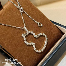 ͨ�w΢��V��׽�ɫ�Tᔴ�̖���J���U�չ����p���OӋ����Ůͬ��