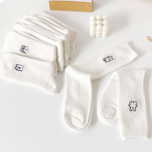 White Socks for Women, Mid-Calf Socks, New Cartoon Icon Design, Long Socks with Hand-Drawn Patterns, Ins-Style Slouch Socks for the Back-To-School Season