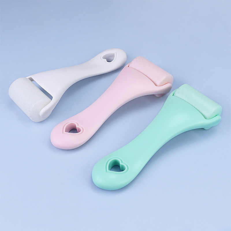 Hielo transfronterizo Rolle rodillo de hielo PE gel cara compresa fría estiramiento físico masaje de enfriamiento belleza compresa de hielo