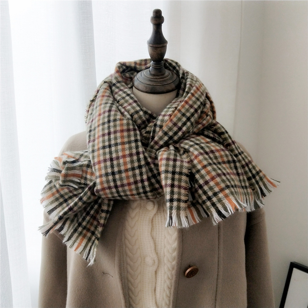 Korean Wild Warmth Student Shawl Dual-use Scarf display picture 1