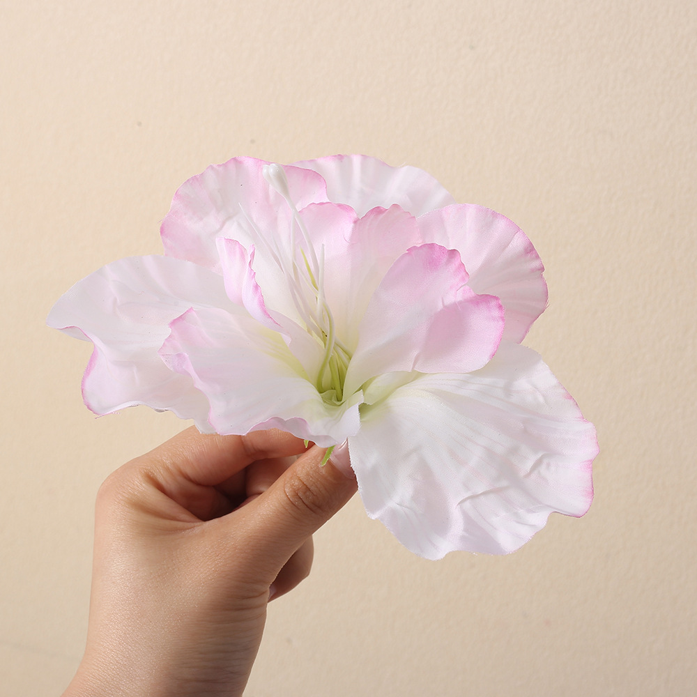 Simulación Alice Iris cabeza de flores multicolor tela de color gradiente flores de boda arreglos de flores DIY accesorios de decoración de ropa