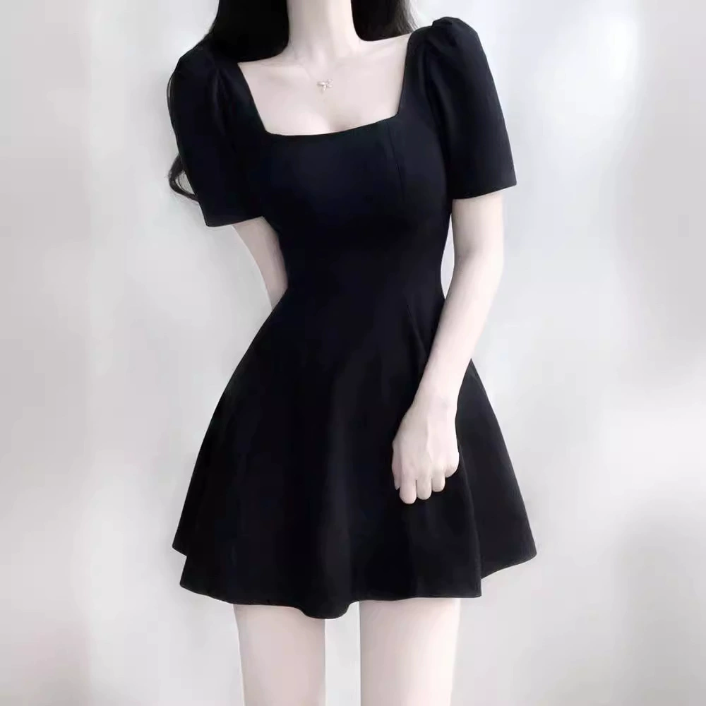 Хепберн стиль черное платье с квадратным вырезом женское лето 2024 новый маленький человек французское тонкое темпераментное маленькое черное платье