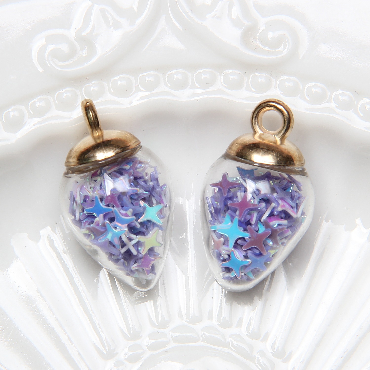 3g Weight Pendant Jewelry Making Type DIY Jewelry Accessories Classification 1 Piece Quantity Glass/Colored Glaze Material Astronaut, Heart Shape Pattern Sweet Style 1 Piece Glass/Colored Glaze Astronaut Heart Shape Pendant 8