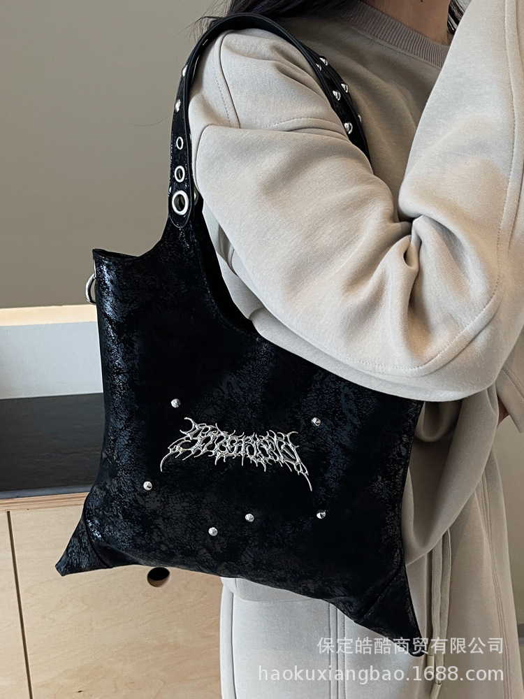 Small design handheld underarm bag, capacious one-shoulder bag