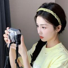 女性用の甘いメッシュパールツイストヘッドバンド、ハイエンドの森の妖精ヘッドバンド、三つ編みヘアホール、夏の新鮮なヘアバンドル