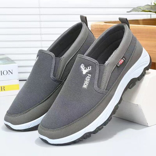 New old Beijing cloth shoes, non-slip, comfortable, elderly shoes, men's hiking sole dad shoes, middle-aged and elderly casual sports cloth shoes