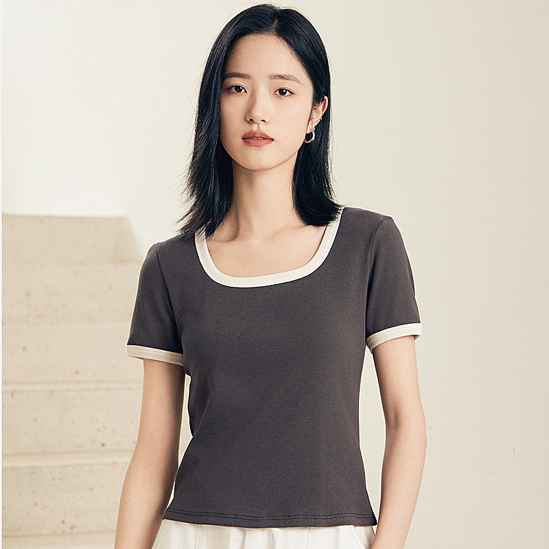 2024 년 새 여름 한국식 짧은 슬림 핏 슬림 내부 명암 라운드 넥 여성베이스 셔츠