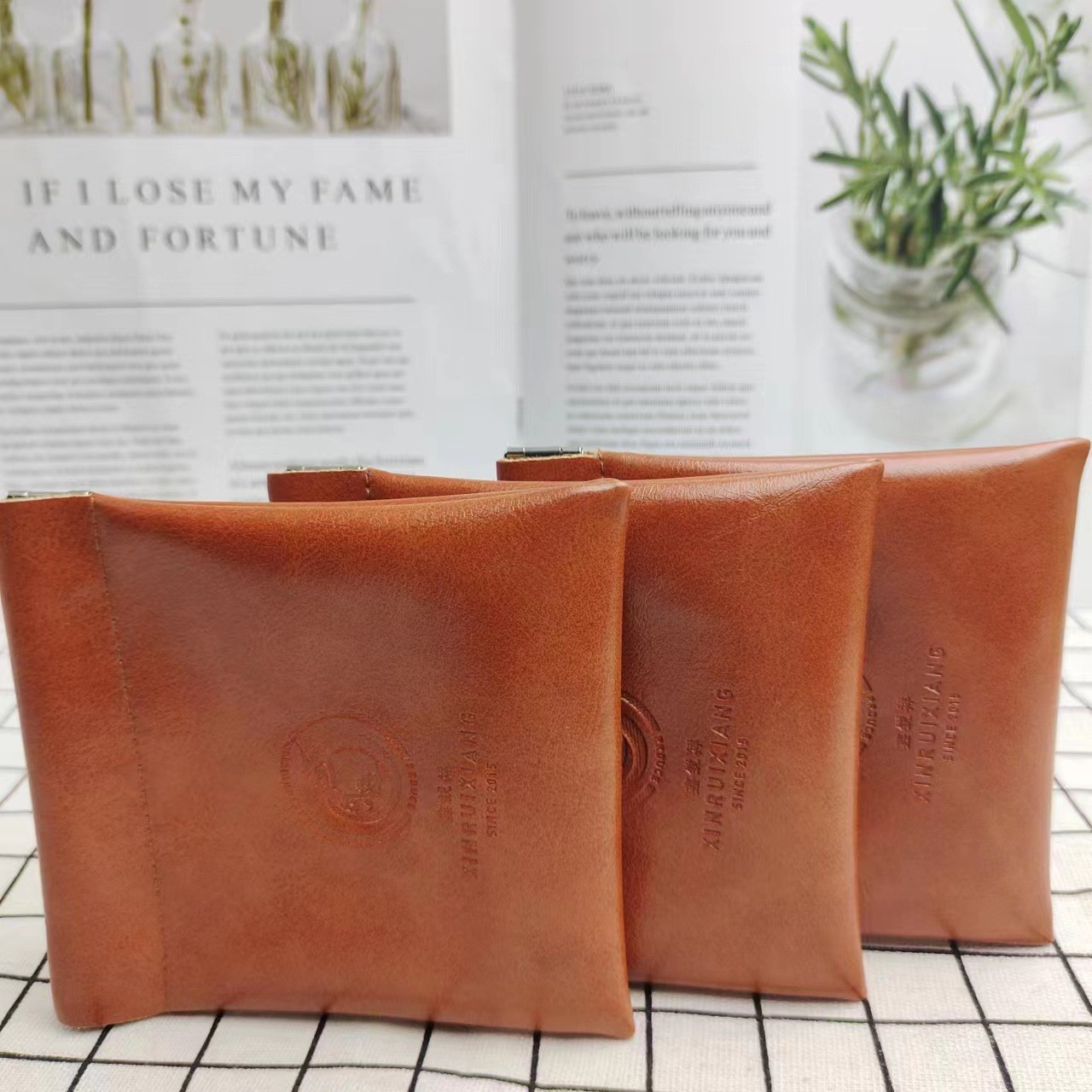 O1CN01LbKLs02JwBZqCy12F_!!2212