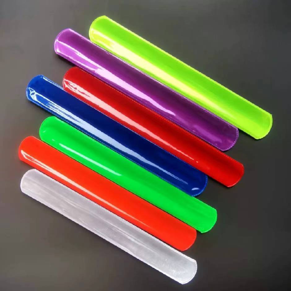 Fluorescente multicolor pvc reflectante color mixto collar pulsera 3X22 tamaño fábrica directa fábrica al por mayor