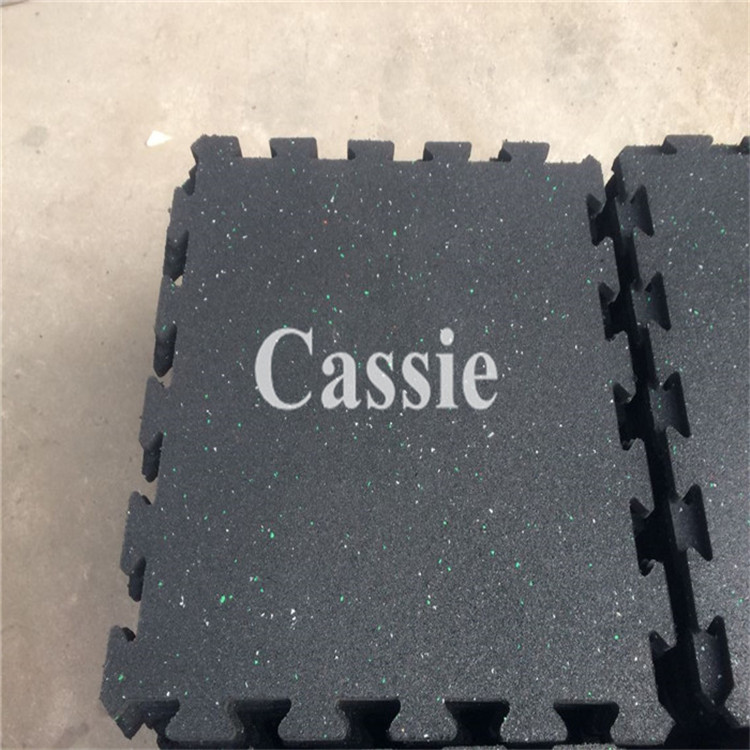 C10%彩点撒花拼接健身房地，重力区橡胶地板