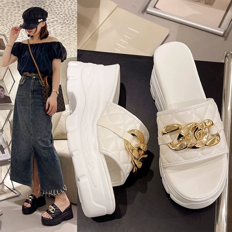 Женские пляжные шлепанцы оптом, летняя новинка 2025 года,  толстоподошвенные сандалии на платформе,  высокие, кожаные.