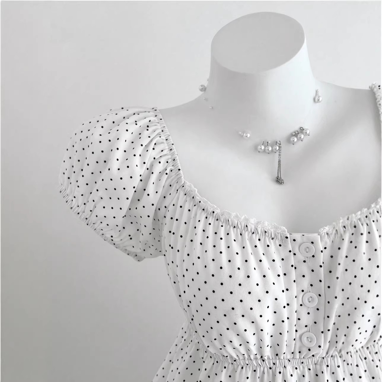 Women's Summer Elegant French Style Waist Cinching Short Sleeve Square Neck Polka Dot Shirt_ecoleips.com