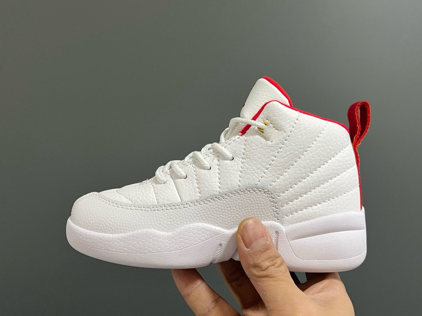 Q2910 Joe12 zapatos de baloncesto para niños