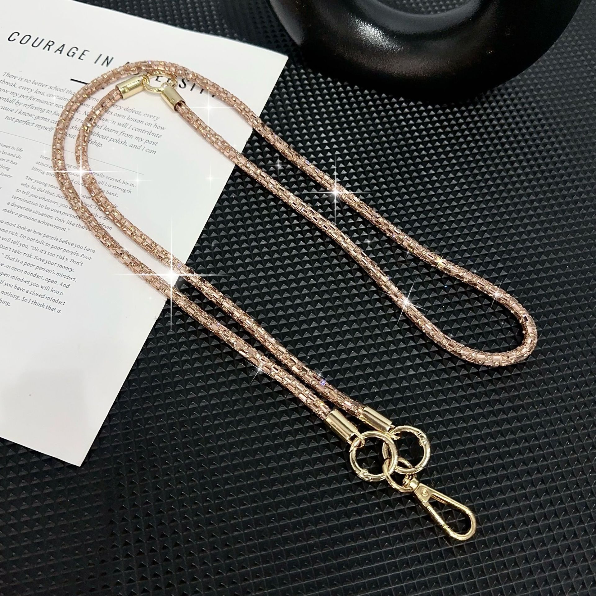 0.7 Cadena de mensajero tres en uno de tira larga de cristal, cordón creativo para teléfono móvil multiusos, joyería de pulsera de diamantes flash de alta calidad, nuevo