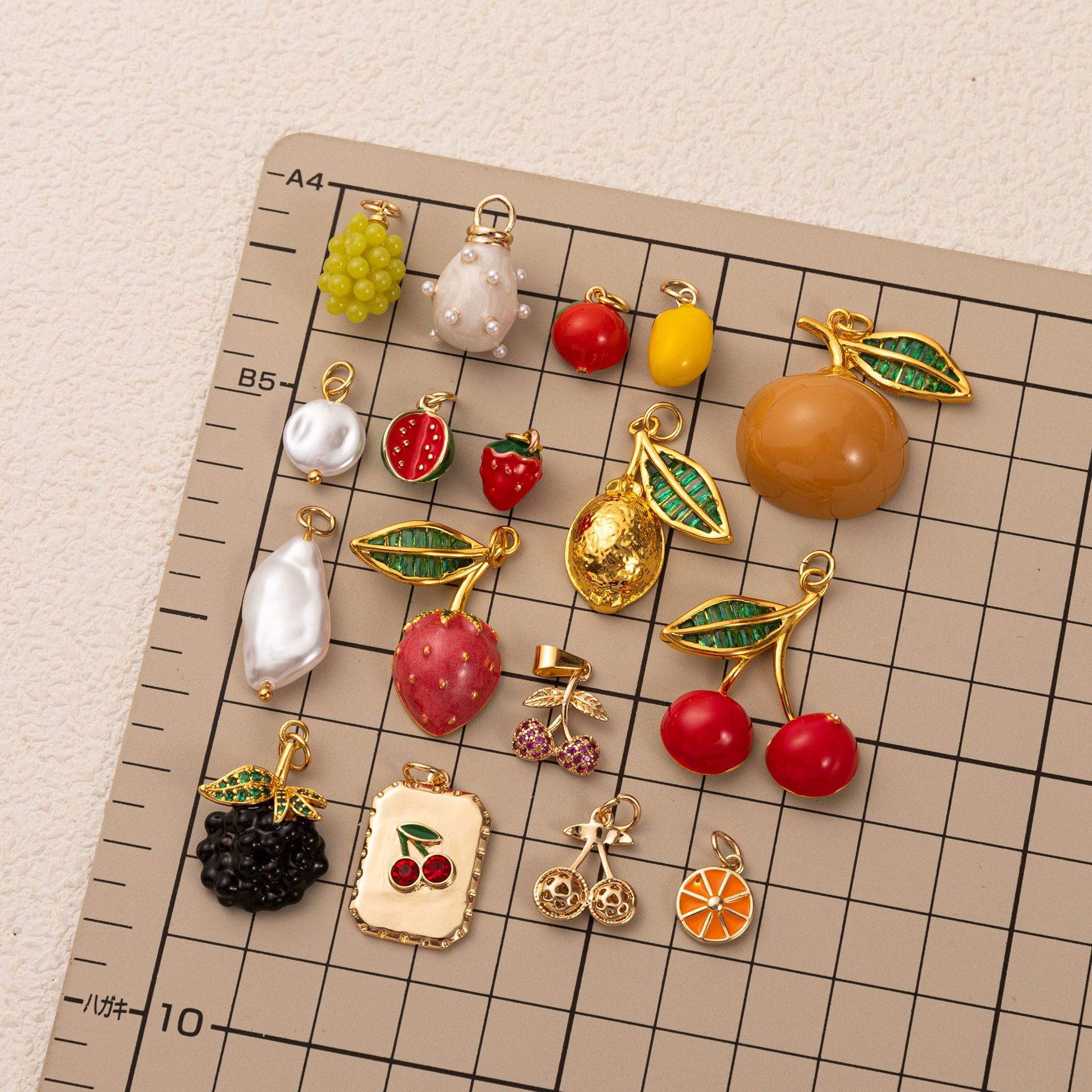 3g Weight 0.03µm Gold Plating Thickness Pendant Jewelry Making Type 14K Gold Plated Plating Material ball chain Chain Type 1 Piece Quantity Copper Material Lemon, Cherry, Fruit, Strawberry, Watermelon Pattern Cute, Simple Style Style Plating Craft 1 Piece Copper 14K Gold Plated Lemon Cherry Fruit Polished Pendant DIY Jewelry Accessories 无