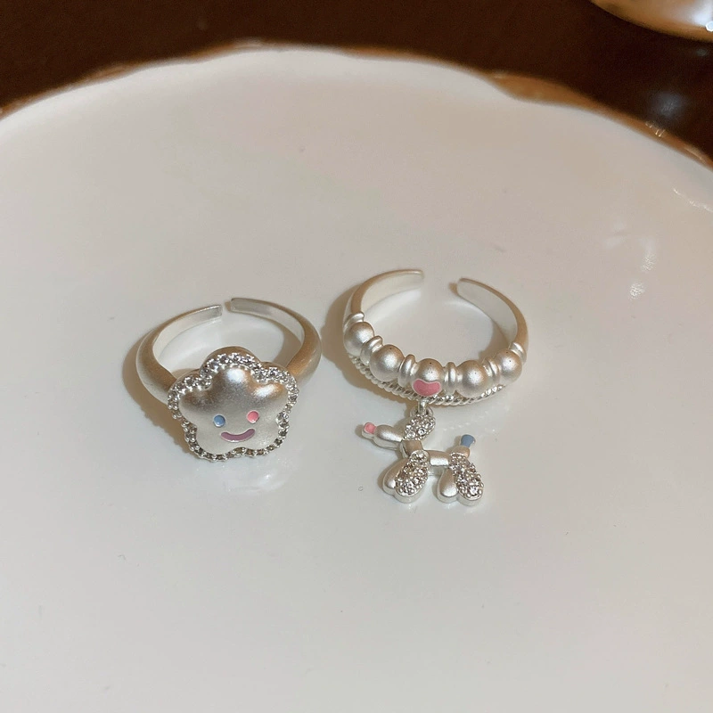 Cartoon one size design adjustable ring, 2 carat, on index finger