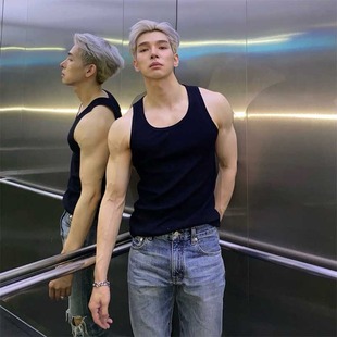 Versatile American Solid Color Men's Bottoming Vest Summer Training Loose Sleeveless T-Shirt Sports and Fitness Trend