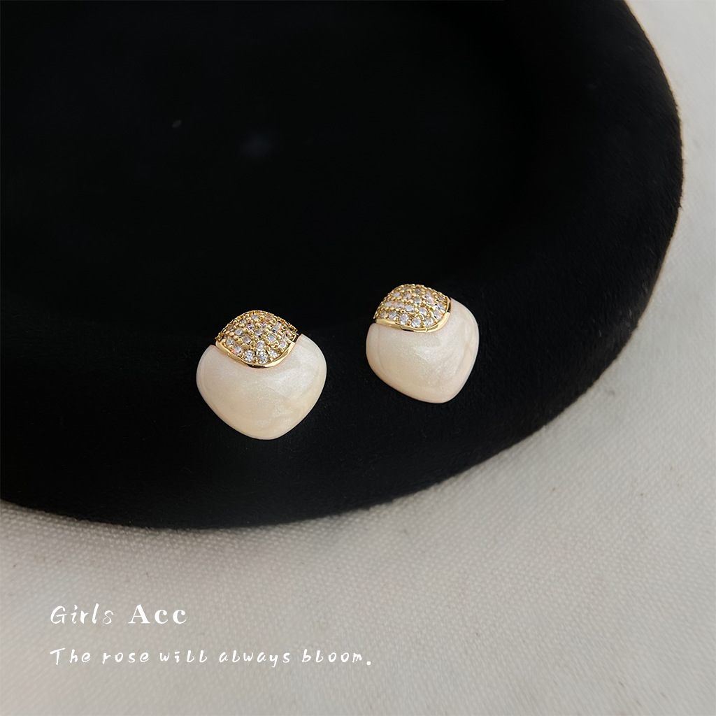 未标题-1_0004_耳语场景新水印 拷贝 4.jpg