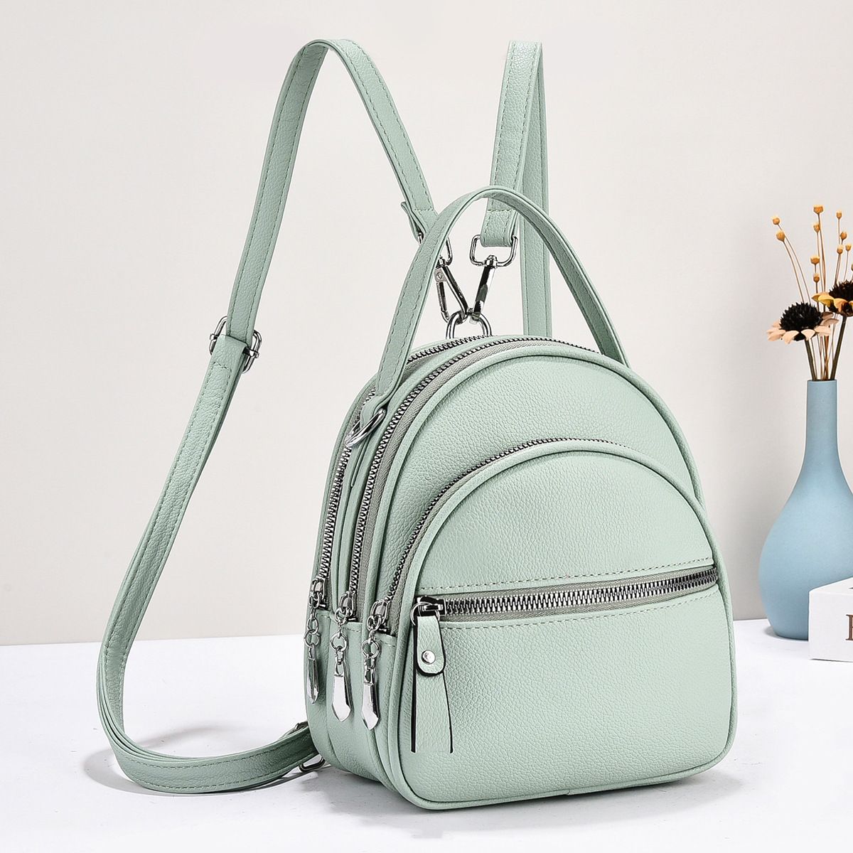 Mochila de viaje de cuero suave, mochila de doble propósito, mochila de hombro, gran capacidad para mujeres, madres de mediana edad.