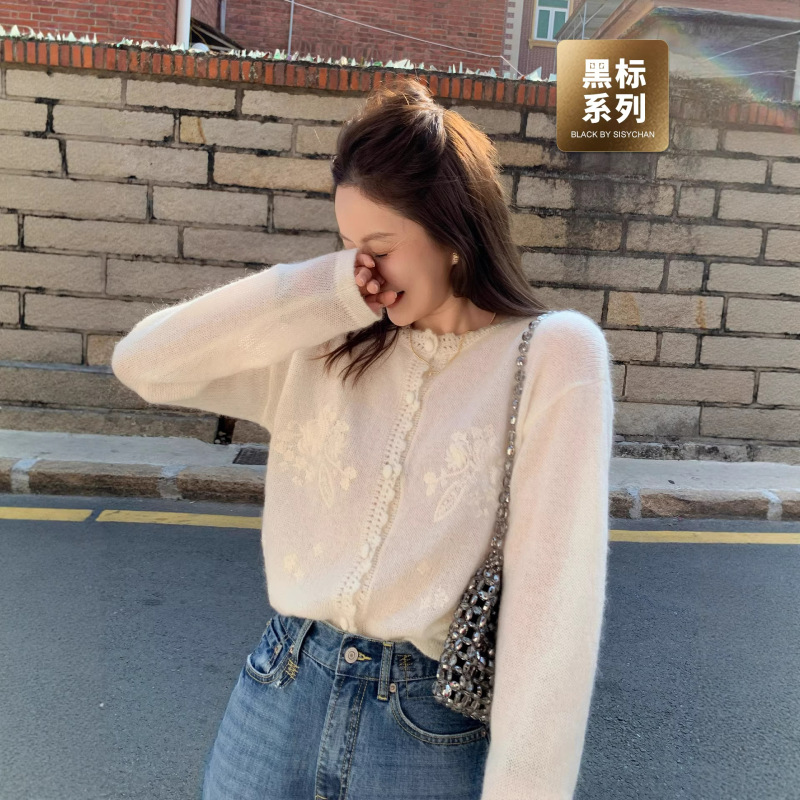 Zhengqite Clothing/2026 Spring Black Label Wisteria Flower Cardigan Mohair Heavy Crochet Embroidery Elegant Knitwear Zhengqite Clothing/2026 Spring Black Label Wisteria Flower Cardigan Mohair Heavy Crochet Embroidery Elegant Knitwear
