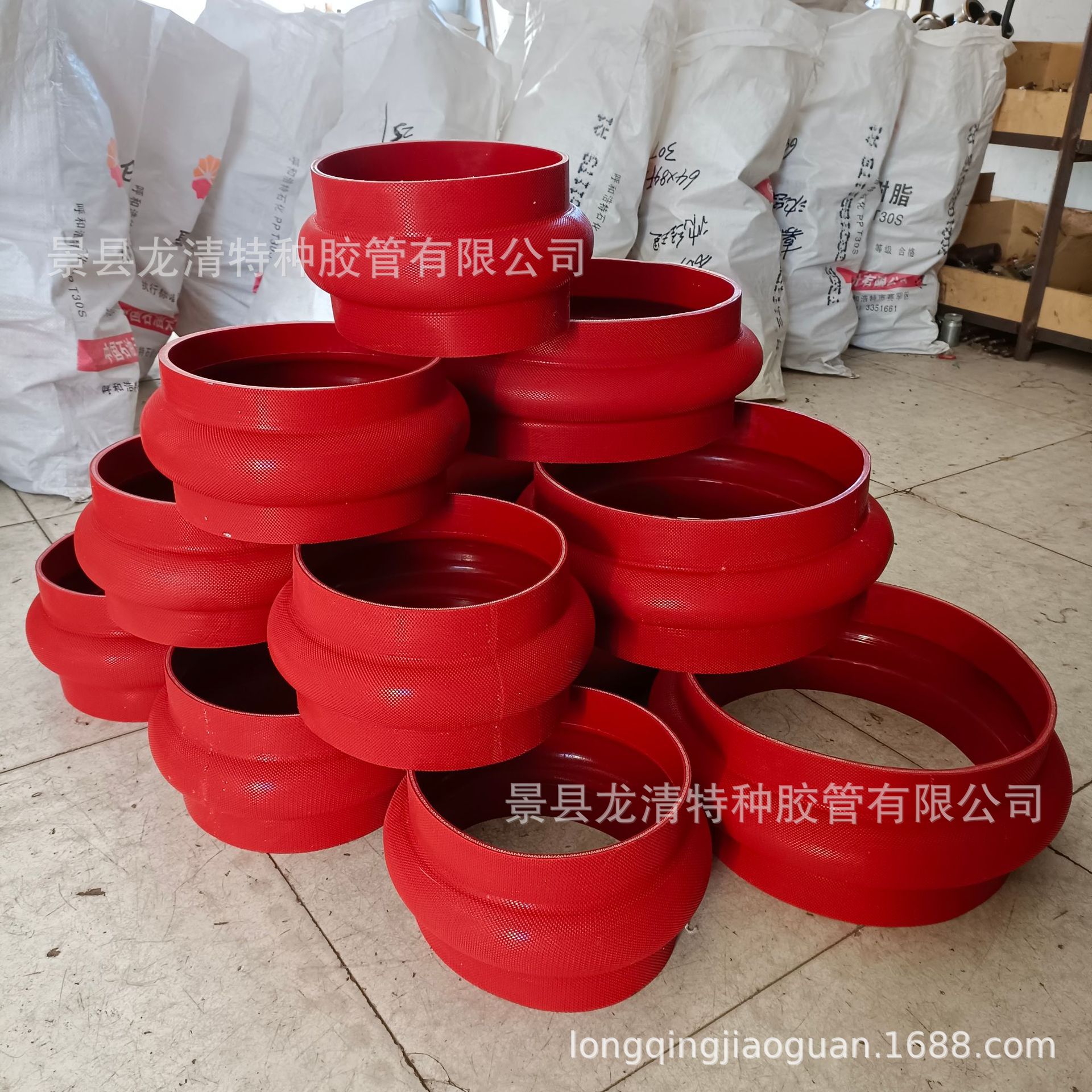 现货供应灯笼式软连接 卡箍式电厂用硅胶软连接件 红色硅胶软连接