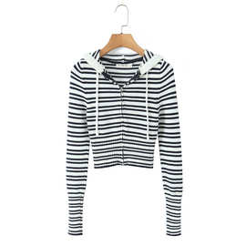 2025秋季新款白条纹拉链针织连帽衫性感修身t恤上衣开衫条纹长袖