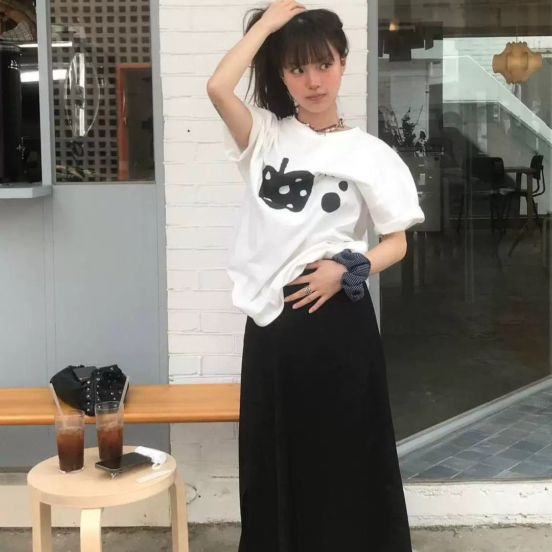 OHESH*O 韓国ニッチブラックアップル水玉プリントルーズフィット半袖TシャツガールズカジュアルTトップ