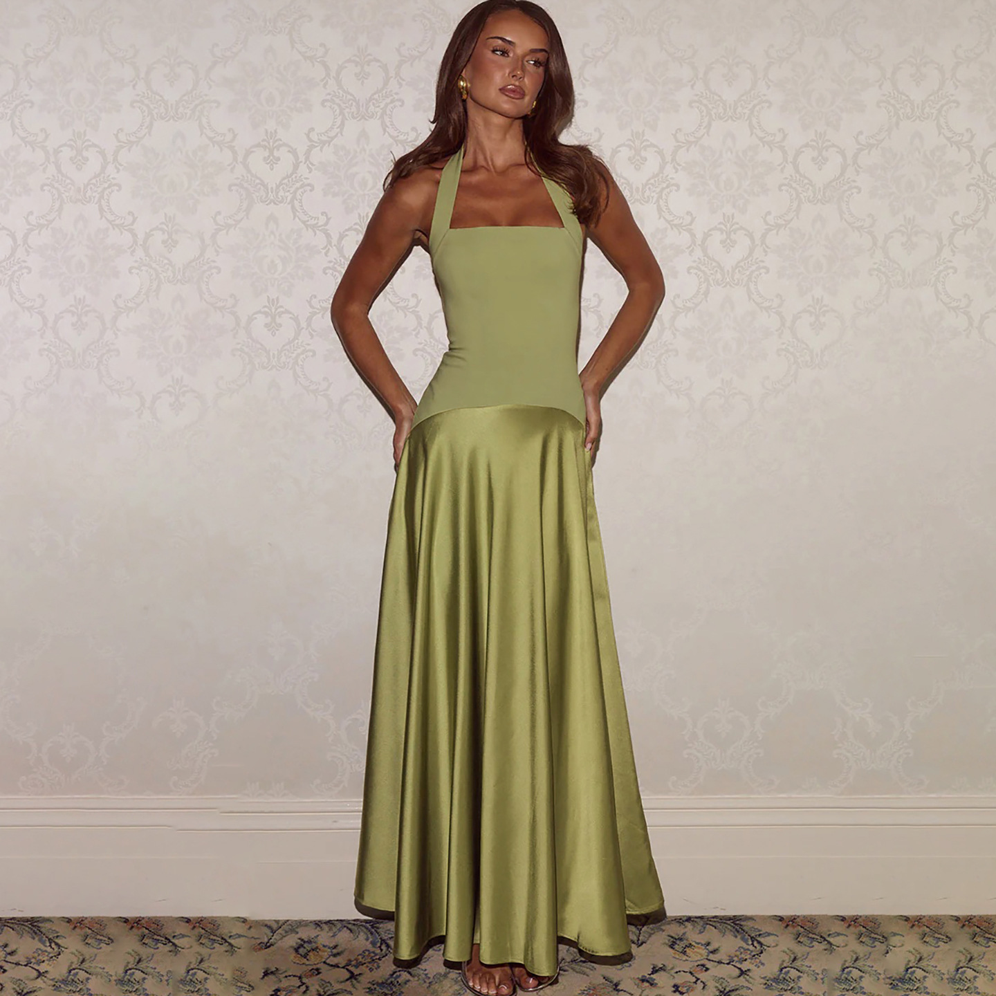 Aliexpress 2026 nuevo temperamento de verano cintura de cintura vestido largo cuello colgante vestido de espalda descubierta mujer image 3