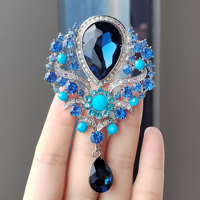 Vintage Popular Crystal Large Water Drop Pendant Brooch Temperament Exaggerated Rhinestone Corsage Pin Clothing Accessories Accessories Women