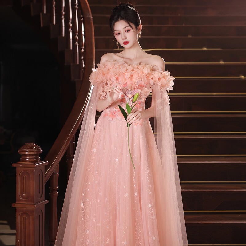 Pink off-shoulder evening dress, birthday graduation princess dress, adult ceremony dress, light luxury niche high-end host dress Pink off-shoulder evening dress, birthday graduation princess dress, adult ceremony dress, light luxury niche high-end host dress