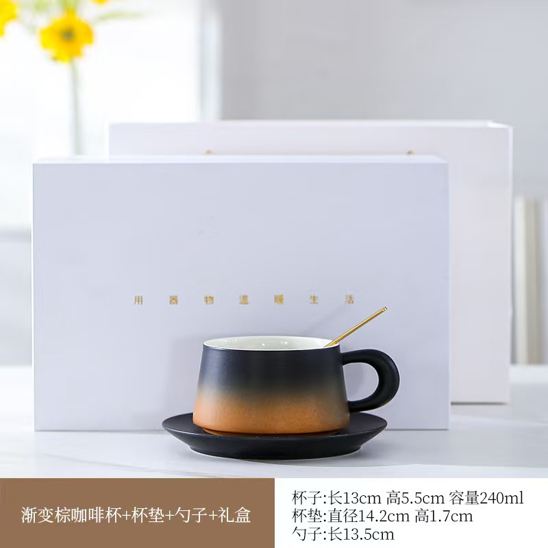 Ver la montaña Taza de café Taza de cerámica Taza de café con leche de lujo ligero de alta calidad Regalos para colegas y novios