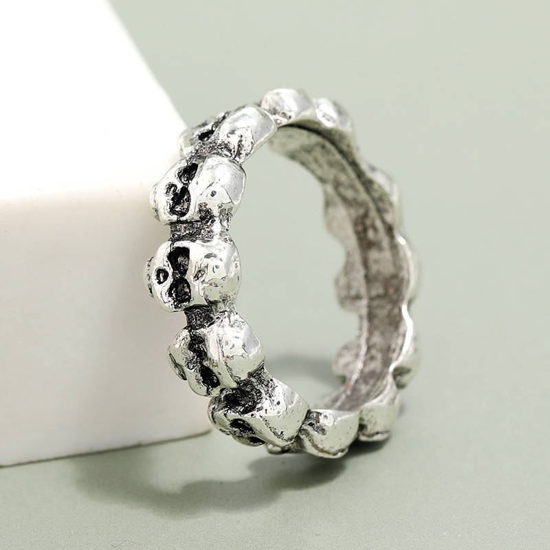 Korean Simple Temperamental Vintage Distressed Skull Knuckle Ring Fashion Personality Trend Punk Hip
