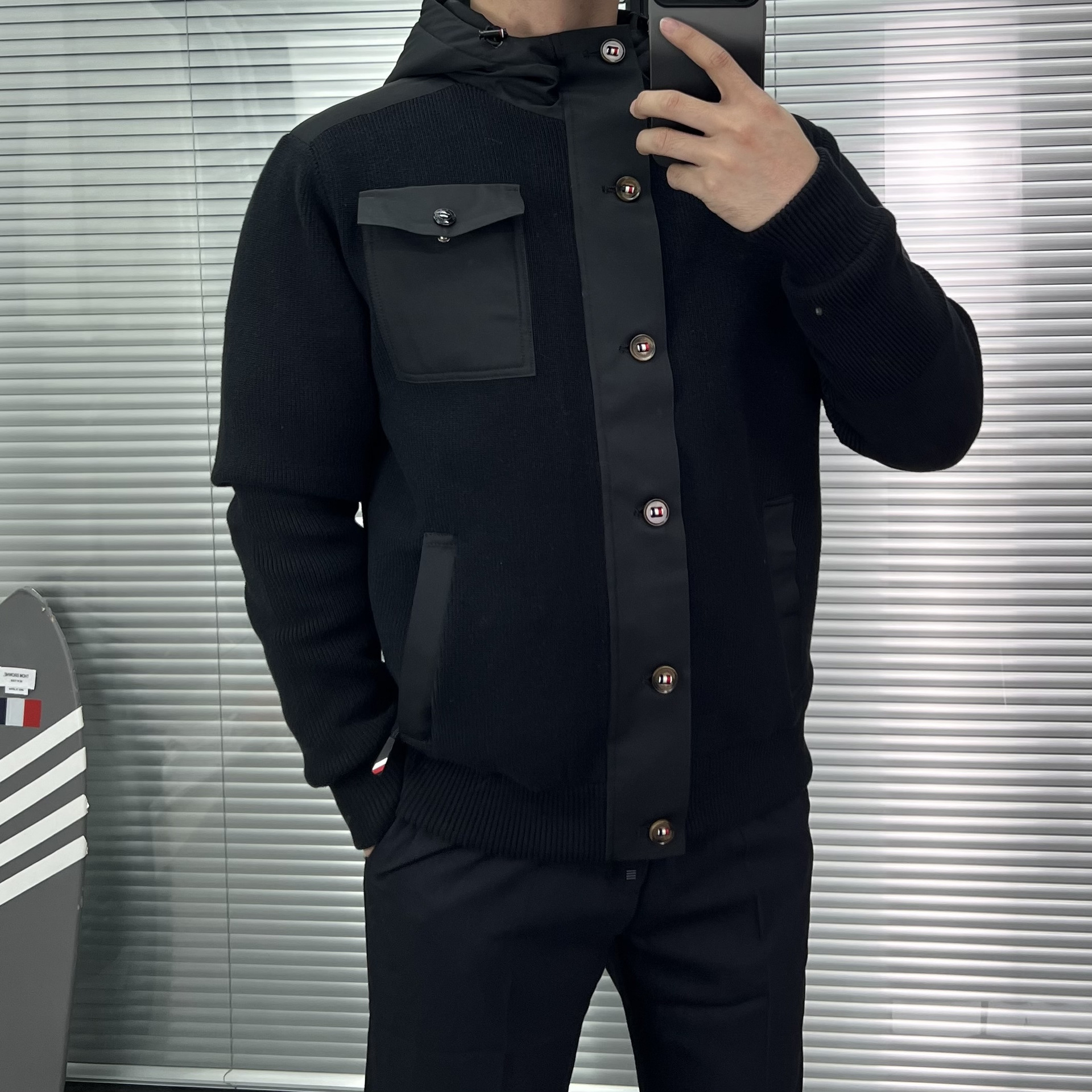 Factory Direct Sales of High-Quality 25 New Models of Spring and Autumn Long-Sleeved Color-Blocked Men's Button-Zip Hooded down Jackets